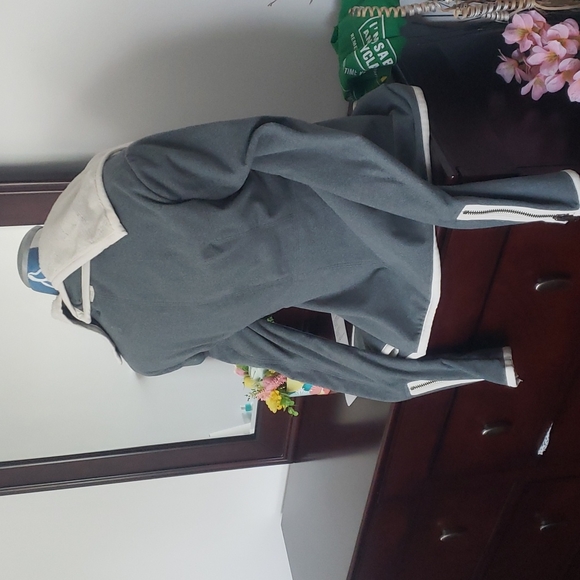 Lululemon “Presence of Mind” cardigan - Picture 7 of 16